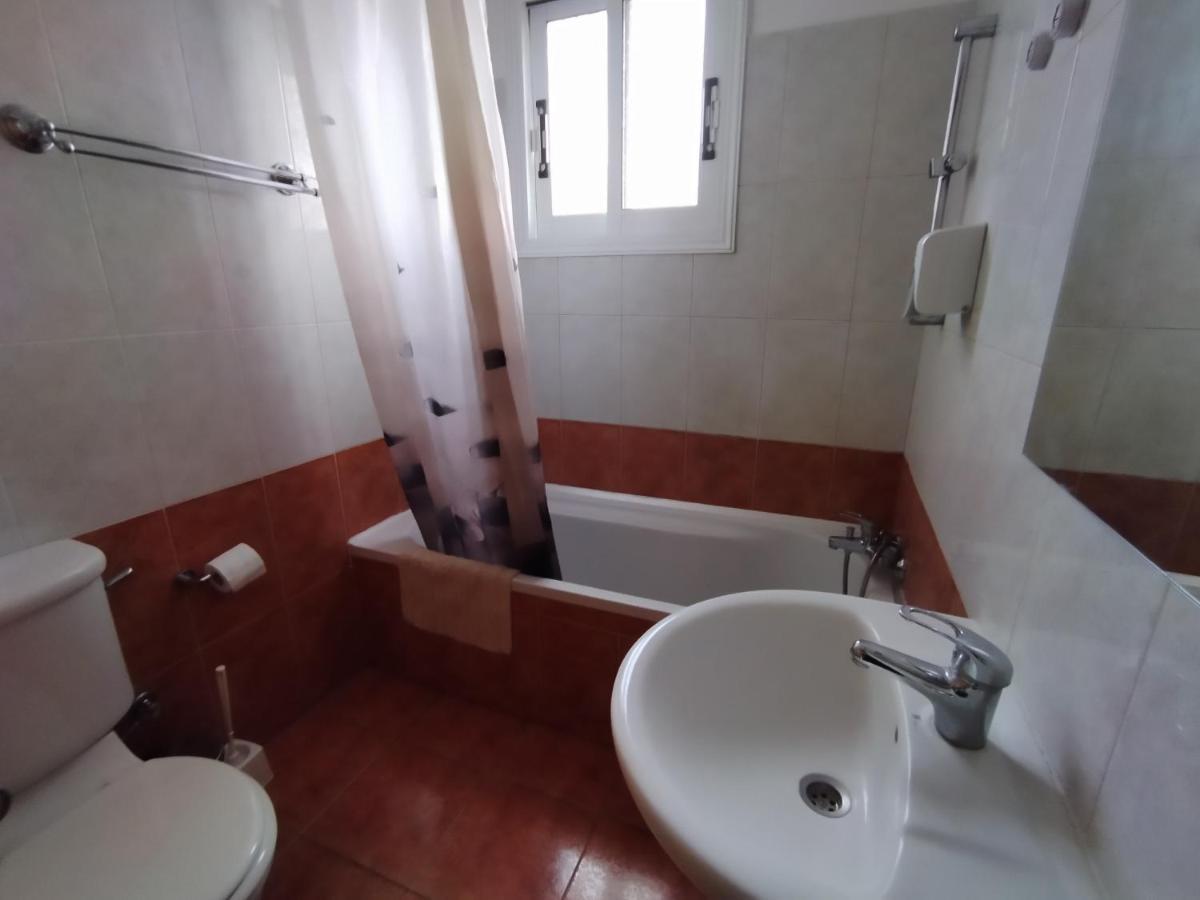 Polycarpou 48 Apartment Paphos Ngoại thất bức ảnh